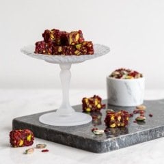 Zereşk Üzümlü Narlı Fıstıklı Lokum -  600 gr