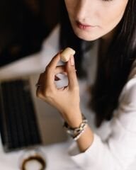 Badem Ezmesi Büyük Kutu - 750 gr - 63 adet